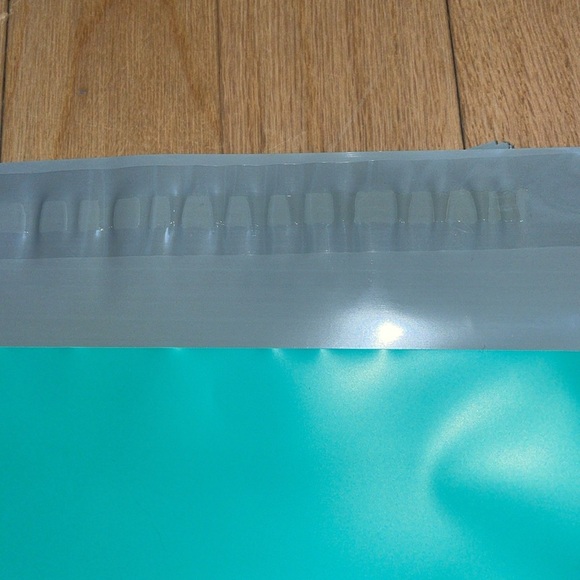 Polymailers 10x13 - Teal (Qty 15) - Picture 3 of 3
